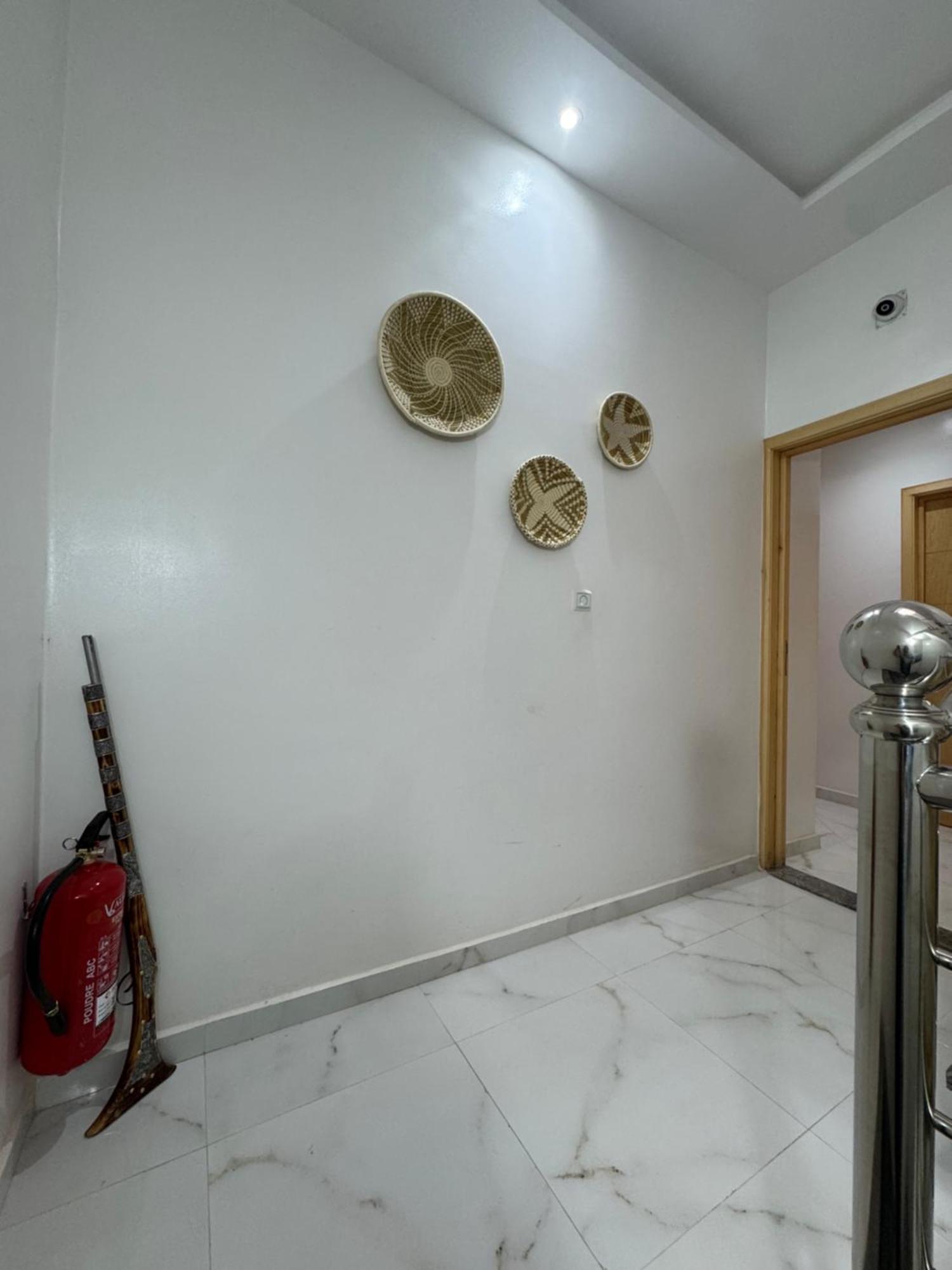 Kaza Moon Hostel Імсуане Екстер'єр фото
